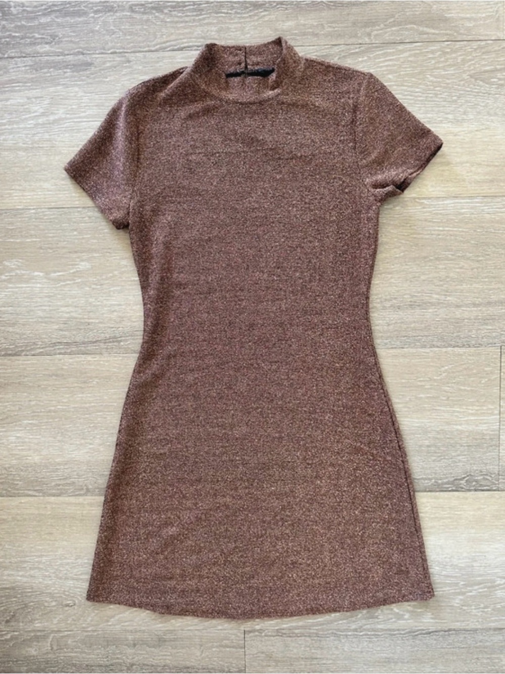 Forever 21 Short Sleeve Mock Neck Mini Dress in Brown Gold Glitter